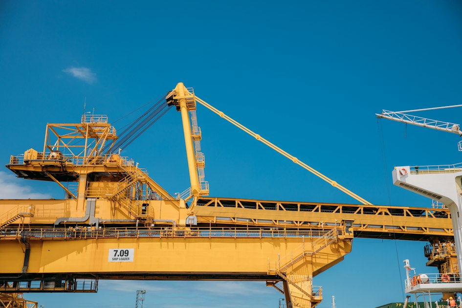 News Port-Waratah-Coal-Nov-2021-0824