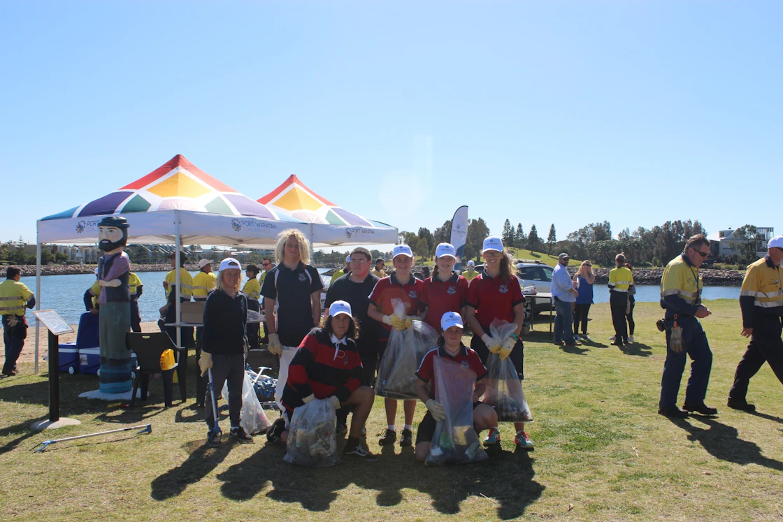 Our-Partners Clean-Up-Days NHS-Students-clean-up-2