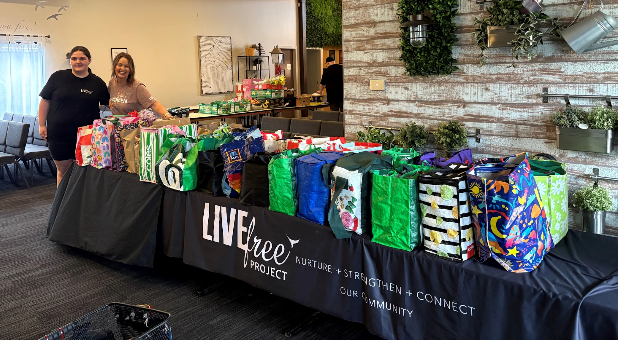 Our-Partners LIVEfree Livefree story-Christmas-Hampers-Delivery-v2